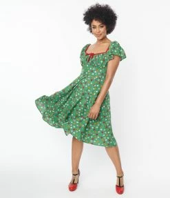 New Arrivals! Unique Vintage Green & Multi Heart Print Swing Dress