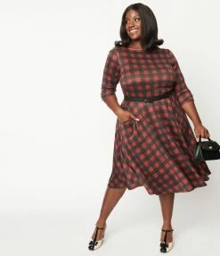 Unique Vintage Plus Size Burgundy & Black Buffalo Plaid Knit Devon Swing Dress