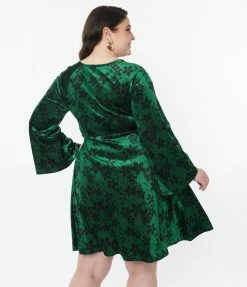 New Arrivals! Unique Vintage Plus Size Green Velvet & Black Floral Flare Dress