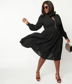 Unique Vintage Plus Size Black Keyhole Swing Dress Clothing
