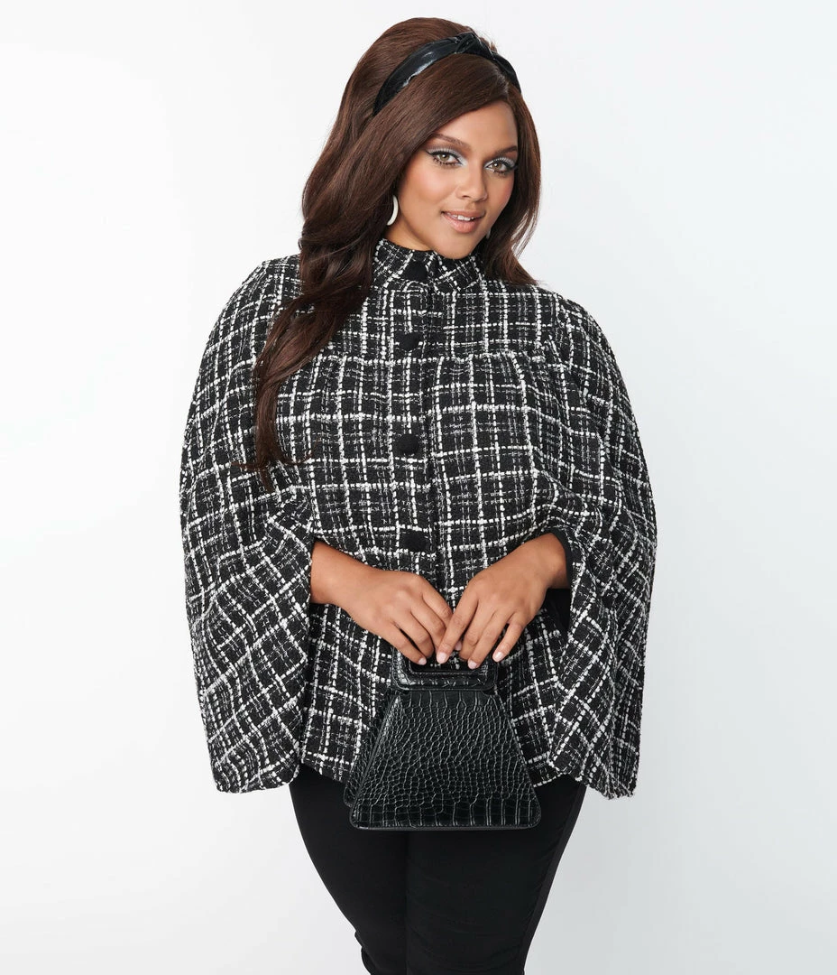 New Arrivals! Smak Parlour Plus Size Black & White Plaid Tweed Buttoned Cape Coat