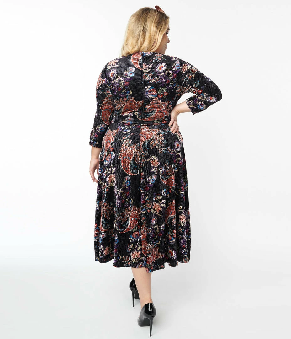 New Arrivals! Unique Vintage Plus Size Black Floral Textured Velvet Gilda Swing Dress