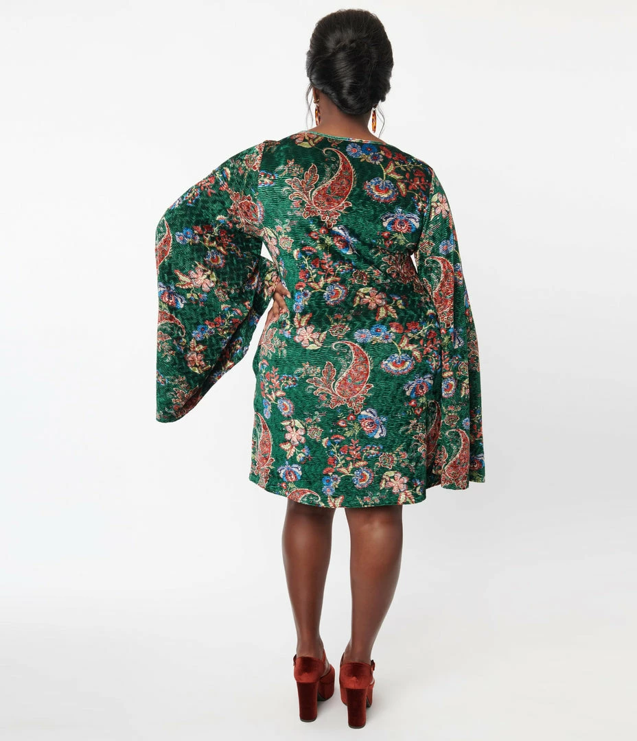 New Arrivals! Smak Parlour Plus Size Green & Red Paisley Velvet Downtown Scene Mini Dress