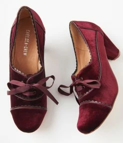 Demfon International (Chelsea Crew) Shoes Chelsea Crew Burgundy Velvet Scalloped Oxford Pumps