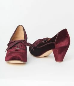 Demfon International (Chelsea Crew) Shoes Chelsea Crew Burgundy Velvet Scalloped Oxford Pumps