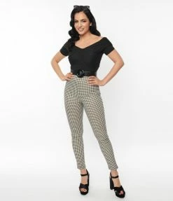 Unique Vintage Ivory & Black Gingham Rizzo Cigarette Pants