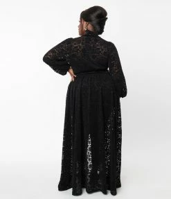 Unique Vintage Plus Size Black Black Flocked Lace Hollywood Duster New Arrivals!