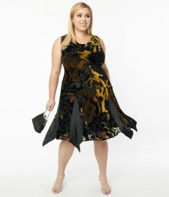 Clothing Unique Vintage Plus Size 1920s Black & Gold Velvet Floral Burnout Hemingway Flapper Dress
