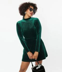 Trending Smak Parlour Green Sparkle Velvet Fit & Flare Dress