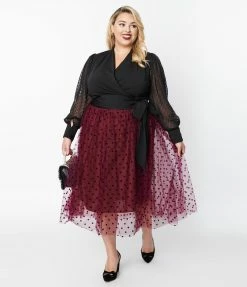 New Arrivals! Unique Vintage Plus Size Black Tulle & Burgundy Swiss Dots Hilty Skirt