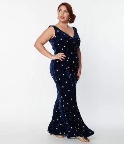 Unique Vintage Plus Size Navy Velvet & Cream Florals Goldwyn Gown New Arrivals!