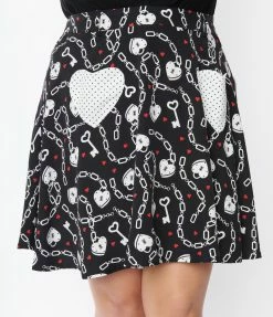 Pop Soda Hell Bunny Plus Size Black & White Heart Lock Mini Skirt Clothing
