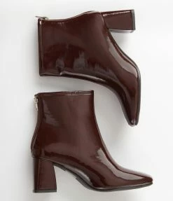 Fortune Dynamic Shoes Brown Patent Leatherette Ankle Boots