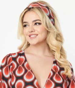 Unique Vintage Red Retro Infinity Print Long Hair Scarf