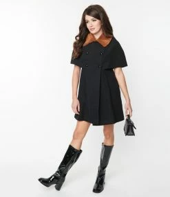 New Arrivals! Smak Parlour Black & Brown Fur Collar Coat