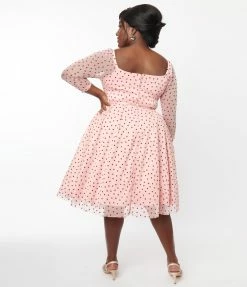 Unique Vintage Plus Size Pink & Red Hearts Lamar Swing Dress