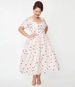 Unique Vintage Plus Size White & Multi Hearts Crinkle Libby Swing Dress
