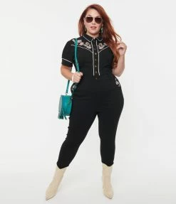 Clothing Unique Vintage Plus Size Black & Embroidered Floral Short Sleeve Jumpsuit