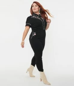 Clothing Unique Vintage Plus Size Black & Embroidered Floral Short Sleeve Jumpsuit