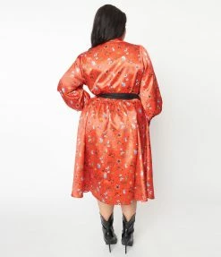 Clothing Unique Vintage Plus Size Rust Red & Western Print Shirtdress