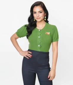 Unique Vintage Green & Peach Cardigan