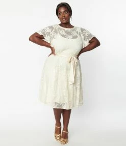 Unique Vintage Plus Size Ivory Floral Lace Bridal Swing Dress Clothing