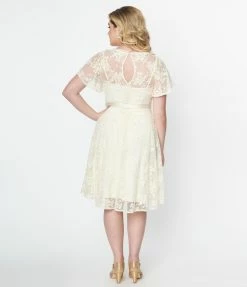 Unique Vintage Ivory Floral Lace Bridal Swing Dress Clothing