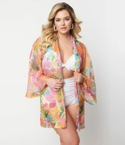 Tops Unique Vintage 1970s Rainbow Floral Coverup