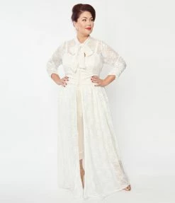 Unique Vintage Plus Size Ivory Floral Lace Bridal Tallullah Duster Clothing