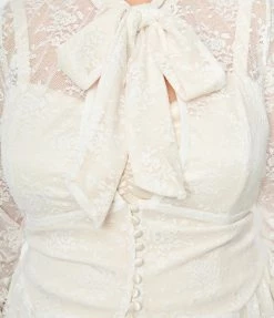 Unique Vintage Plus Size Ivory Floral Lace Bridal Tallullah Duster Clothing