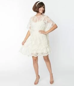 Smak Parlour Smak Parlor Ivory Embroidered Lace Mini Caftan