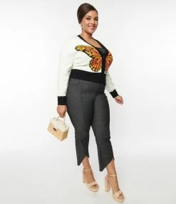 Smak Parlour Plus Size Black Denim Notched Capri Jeans