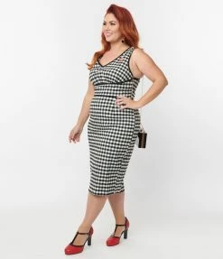 New Arrivals! Unique Vintage Plus Size Black Gingham Sleeveless Deep V Wiggle Dress