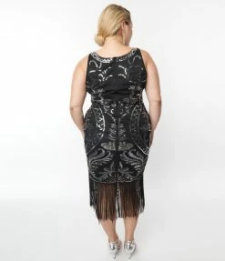 Unique Vintage Plus Size Black & Silver Sequin Sleeveless Fringe Flapper Dress