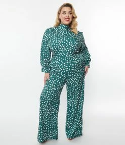SHEEN Clothing Ltd Plus Size Green & White Polka Dot Jumpsuit