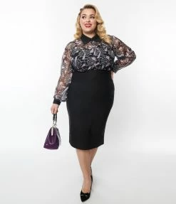 Katakomb Plus Size Black Spider Web Wiggle Skirt