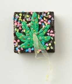 Kurt Adler Heart Sprinkle Cannabis Brownie Ornament Accessories
