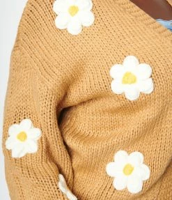Polagram (Well Made) Plus Size Brown 3D Daisy Cardigan Trending