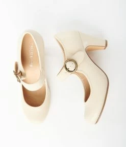 Demfon International (Chelsea Crew) Chelsea Crew Bone Leatherette Madeline Pumps Shoes