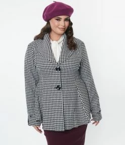 Atixo GmbH (Belsira) (Faire) Plus Size Black & White Houndstooth Skirted Coat