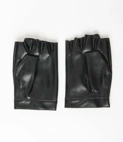 Ana Accessories Black Heart Cutout Fingerless Gloves