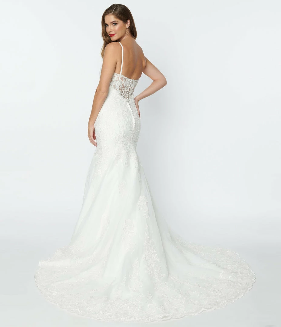 May Queen Inc. Vintage Style Ivory Floral Embroidered Mermaid Bridal Dress Clothing