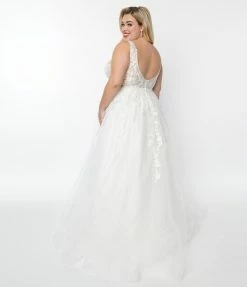 May Queen Inc. Plus Size Ivory Floral Lace & Tulle Wedding Ball Gown