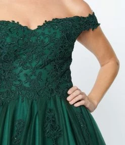May Queen Inc. 1950s Style Emerald Floral Off The Shoulder Ball Gown Bridesmaid Dresses