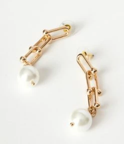 Joia Gold Paperclip Pearl Drop Earrings