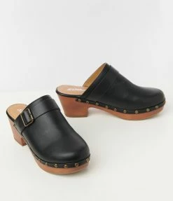 Fortune Dynamic Black Clog Heels