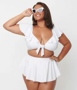 Swimwear Unique Vintage Plus Size White Ruffled Cap Sleeve Frida Swim Top