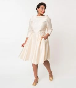 Wedding Unique Vintage Plus Size Cream Satin Sleeved Lana Bridal Dress