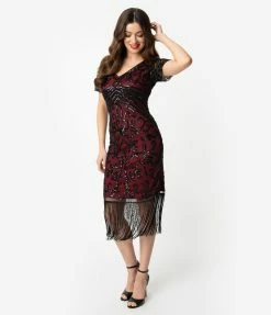 Unique Vintage 1920s Burgundy Red & Black Beaded Sleeved Troyes Cocktail Flapper Dress